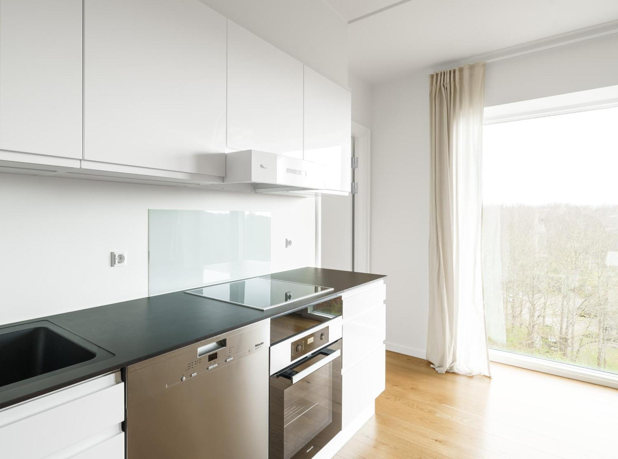 Topclass 2-bed In Apartment *